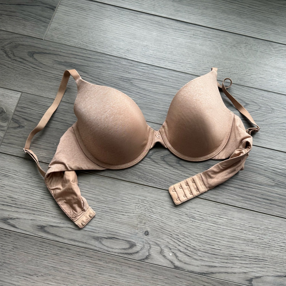 Victoria’s Secret. Uplift Semi Demi. 36C